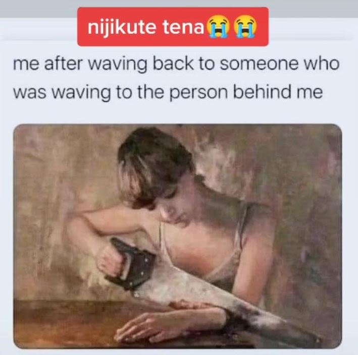 Nijikute tena me after waving back to someone who was waving to the person behin