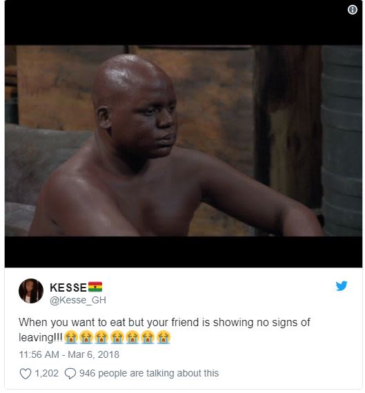 Kesse kesse_gh when you want to eat but your friend is showing no signs of leavi