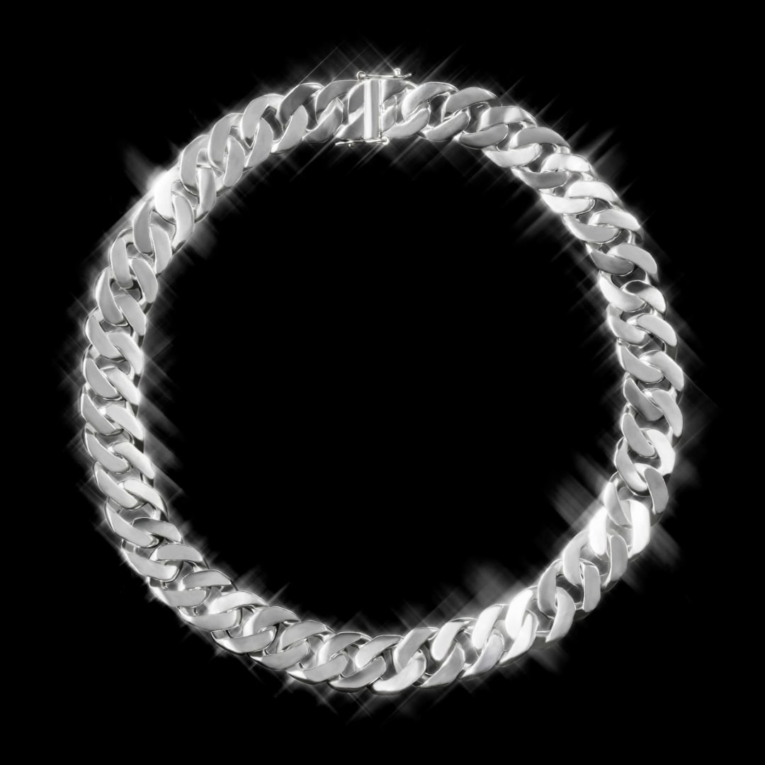 Menē Cuban Chain in pure silver.