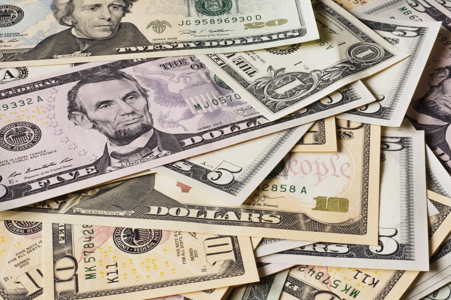 13 Smart Methods To Raise Money For a Startup
