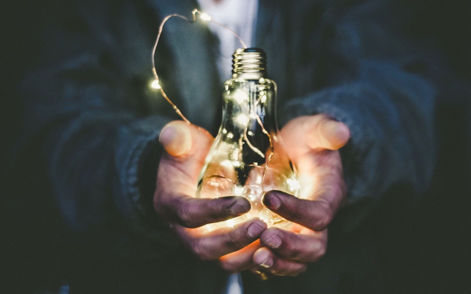 The Power of Mentoring: How Mentorship Can Transform Your Startup