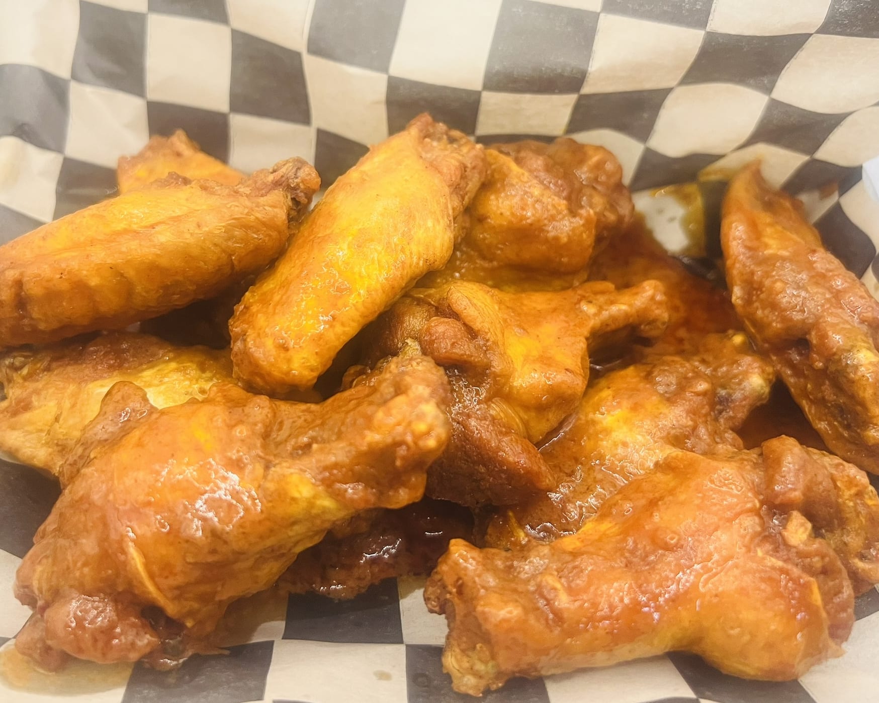 Photo of WINGS & THINGS