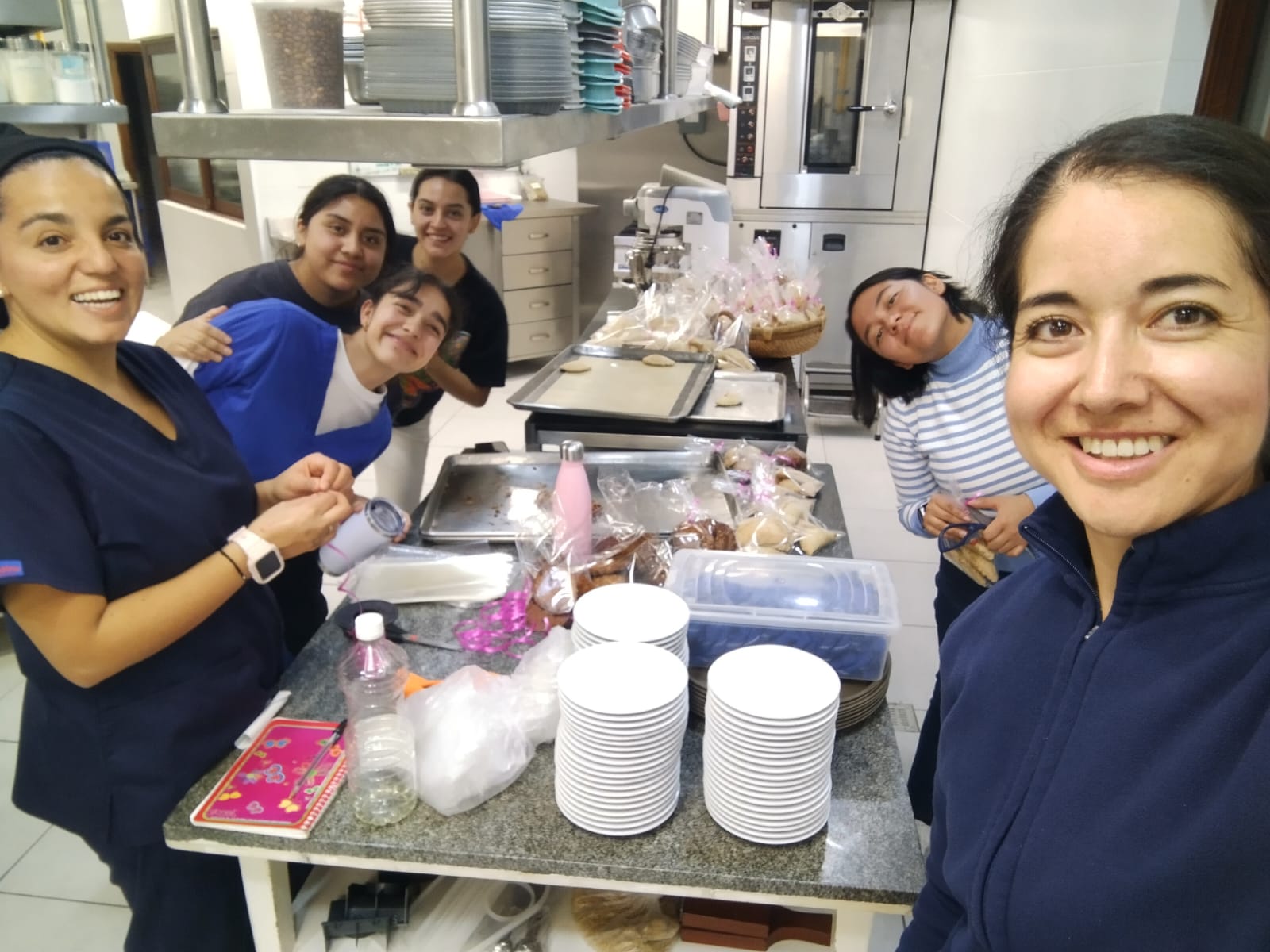 Taller de cocina para mujeres y padres de familia