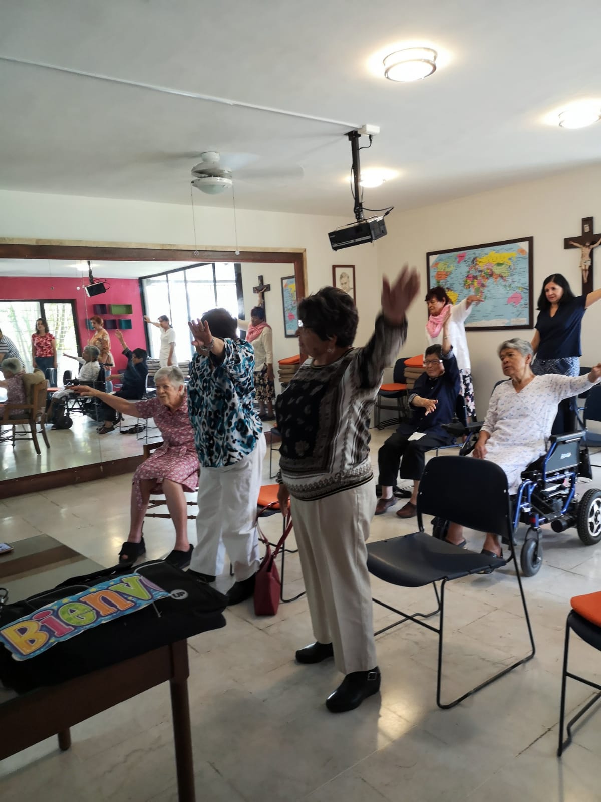 Taller de psicomotricidad para mujeres adultas mayores