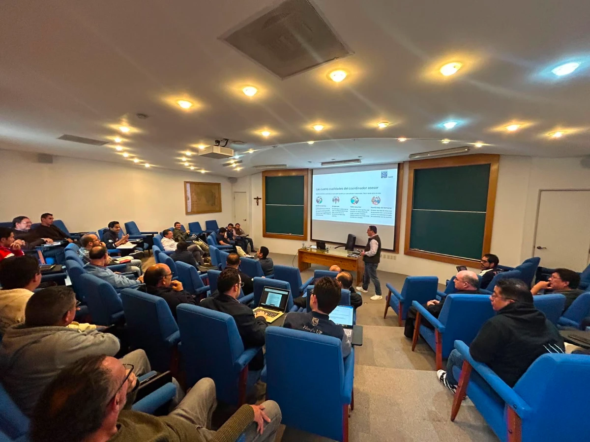 Claustro prepaUP rumbo al ciclo 2026-2027: Liderazgo, Desconexión y el Reto de Educar en la Era Digital - imagen 2