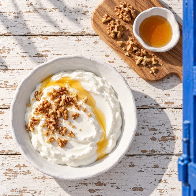 Yogurt griego casero, espeso sin espesantes