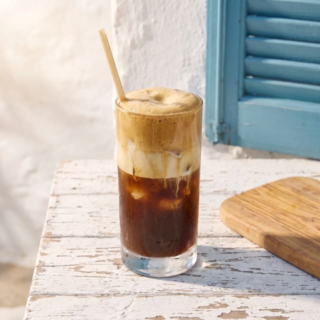 Frappé griego con espuma que dura