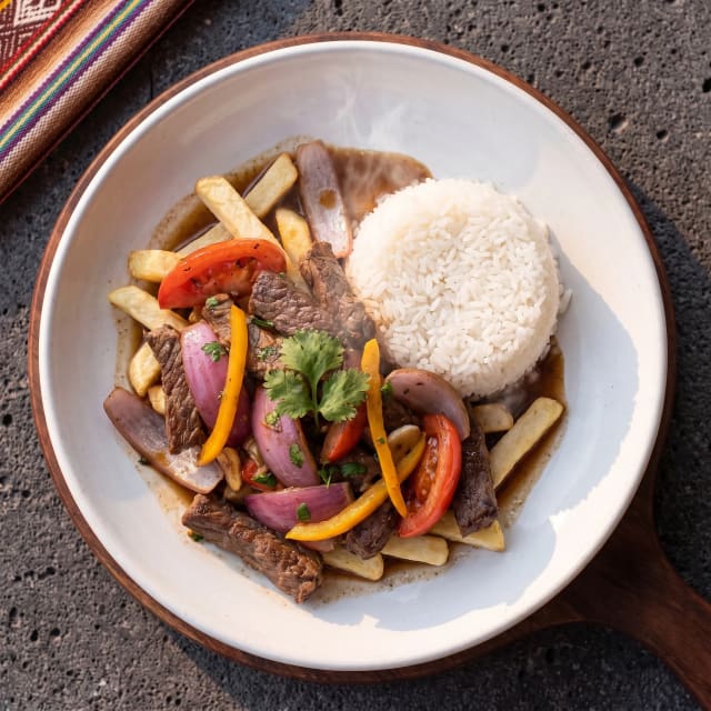 Lomo saltado con papas que no se aguadan