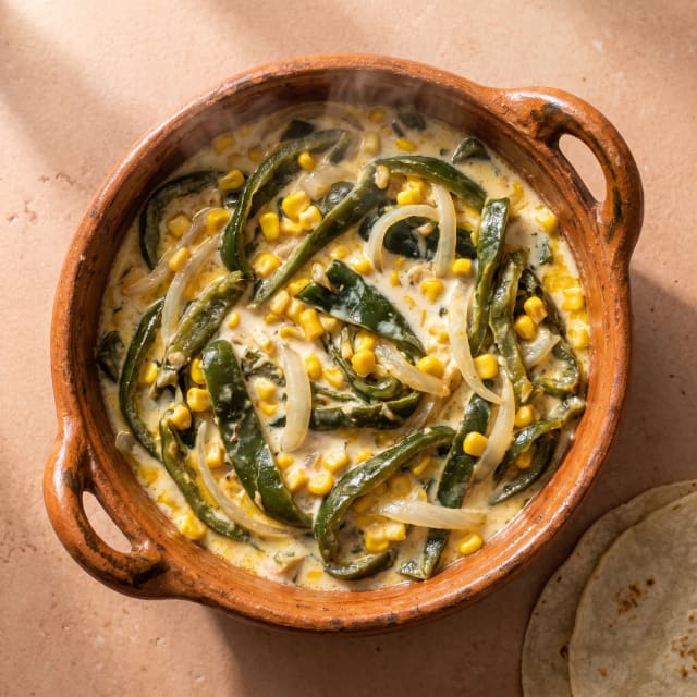 Rajas con crema y poblano fácil de pelar