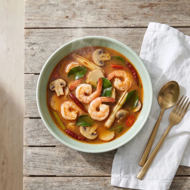 Tom yum de camarón, ácido y picante