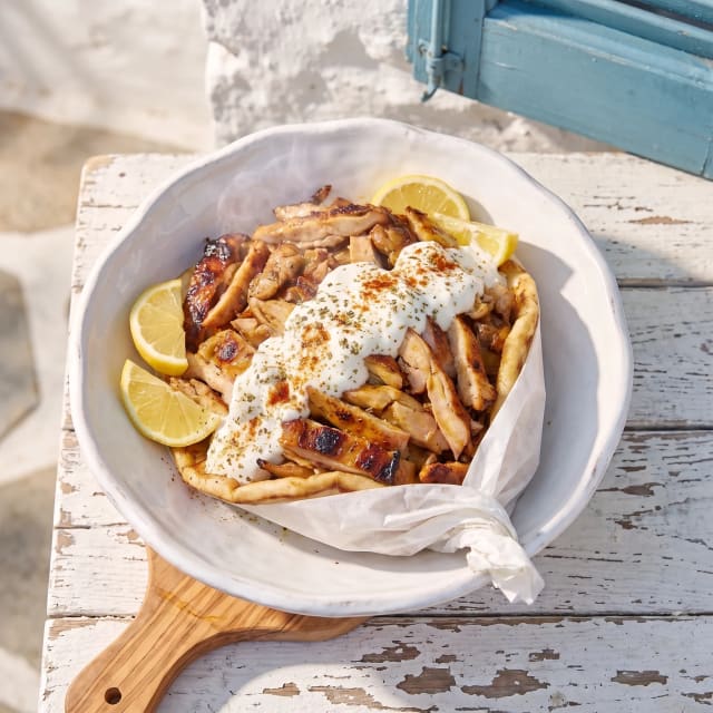 Gyros de pollo con orillas doradas como de trompo