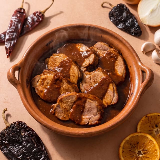 Pierna adobada, tierna y jugosa