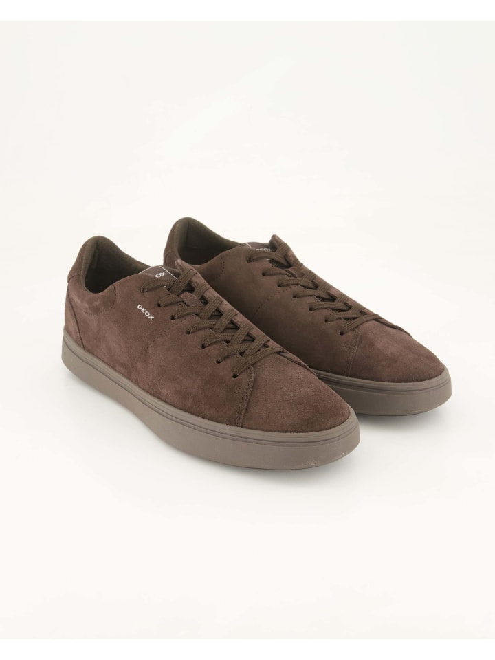 Sneaker low in Braun
