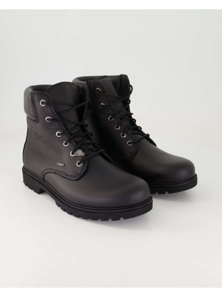 Winterstiefel in Schwarz