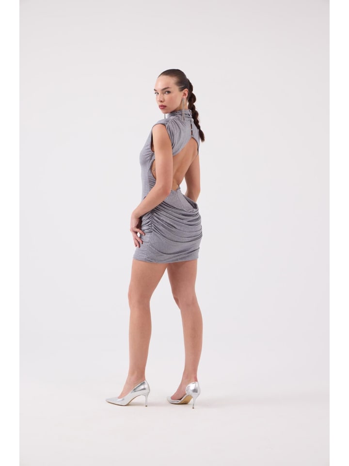 Kleid in Grau