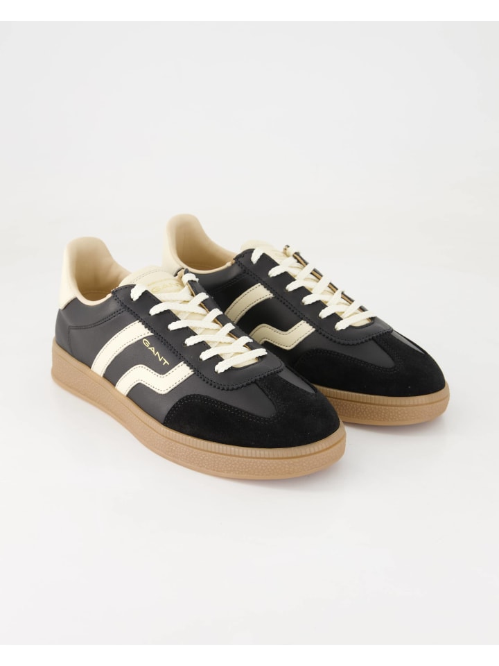 Sneaker low in Schwarz