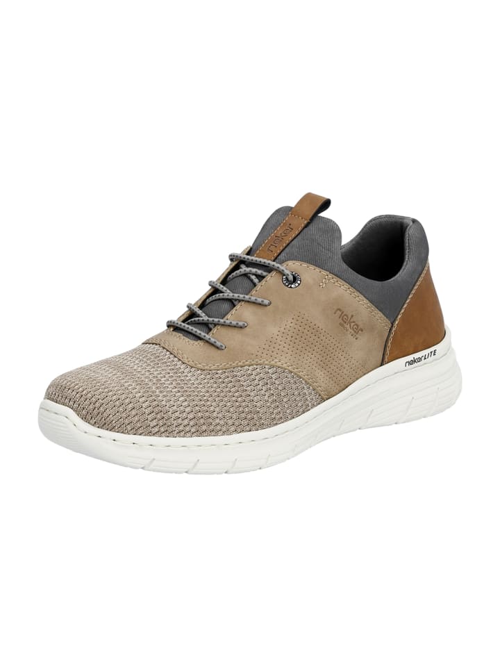 Sportliche Schnürschuhe in Beige