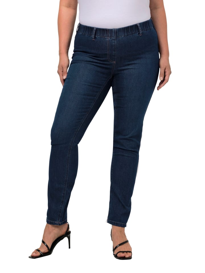 Hosen in blue denim