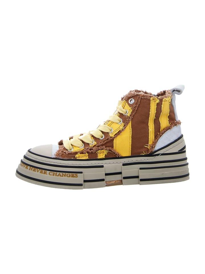 Sneaker High in Braun