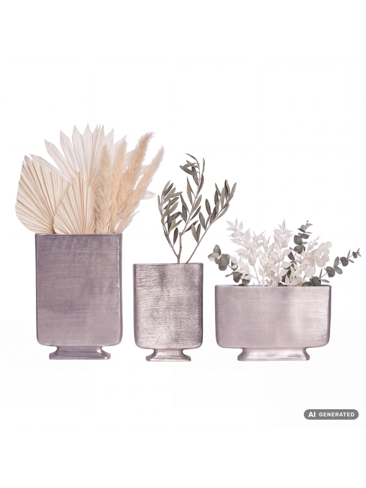 Vase in Silber / Aluminium / 26x4x33