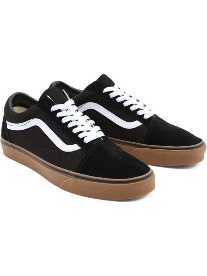 Sneaker in Schwarz