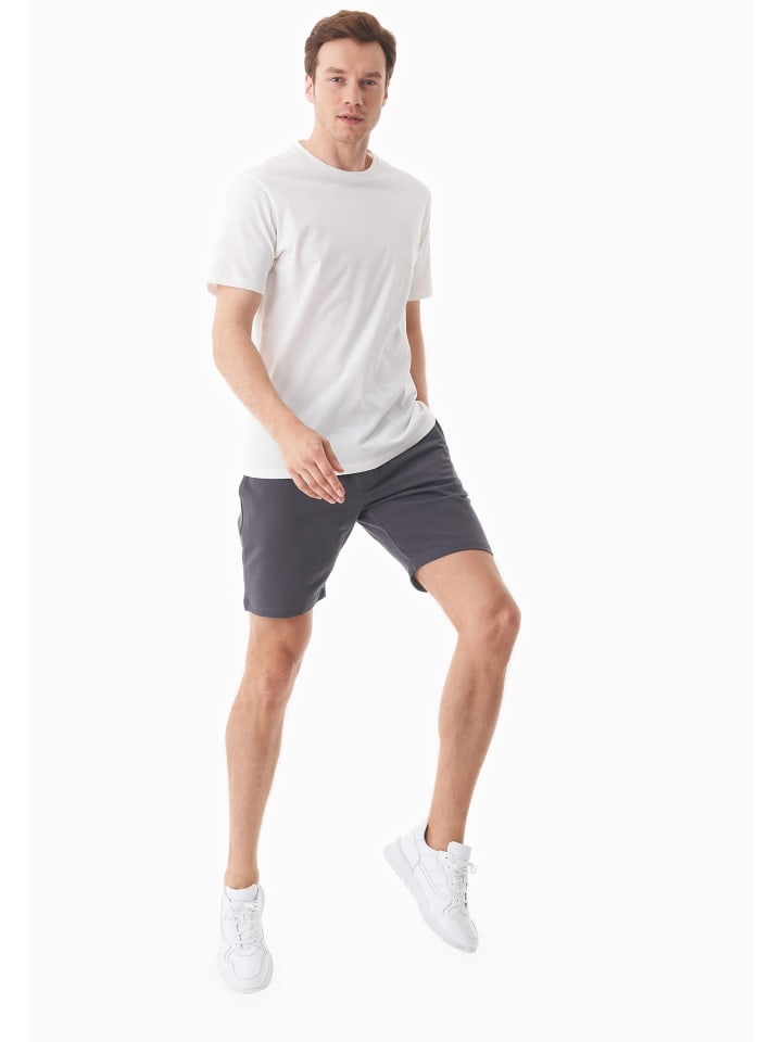 Shorts "SAHIN" in Schattengrau