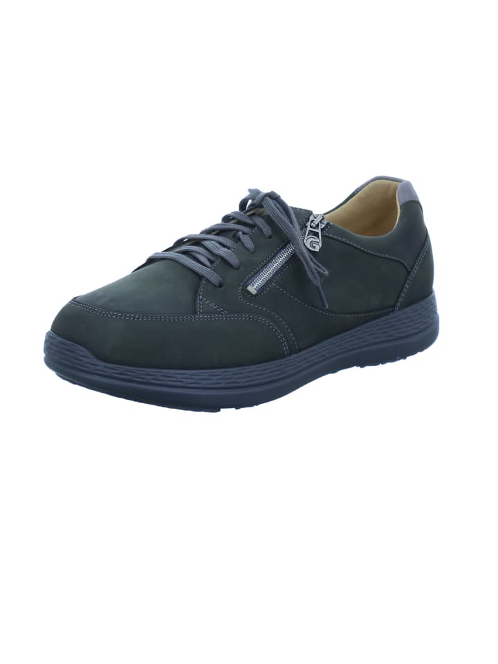 Sneaker Low in grün