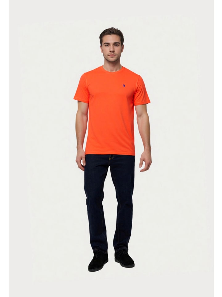 T-Shirt in hellrot