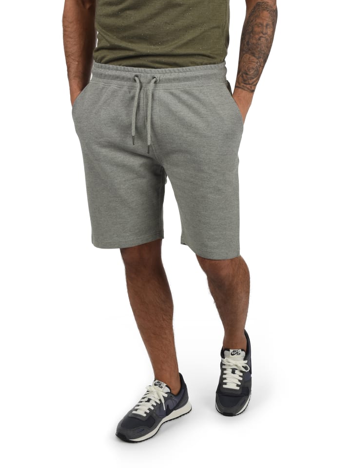 Sweatshorts BHSvenni in Grau