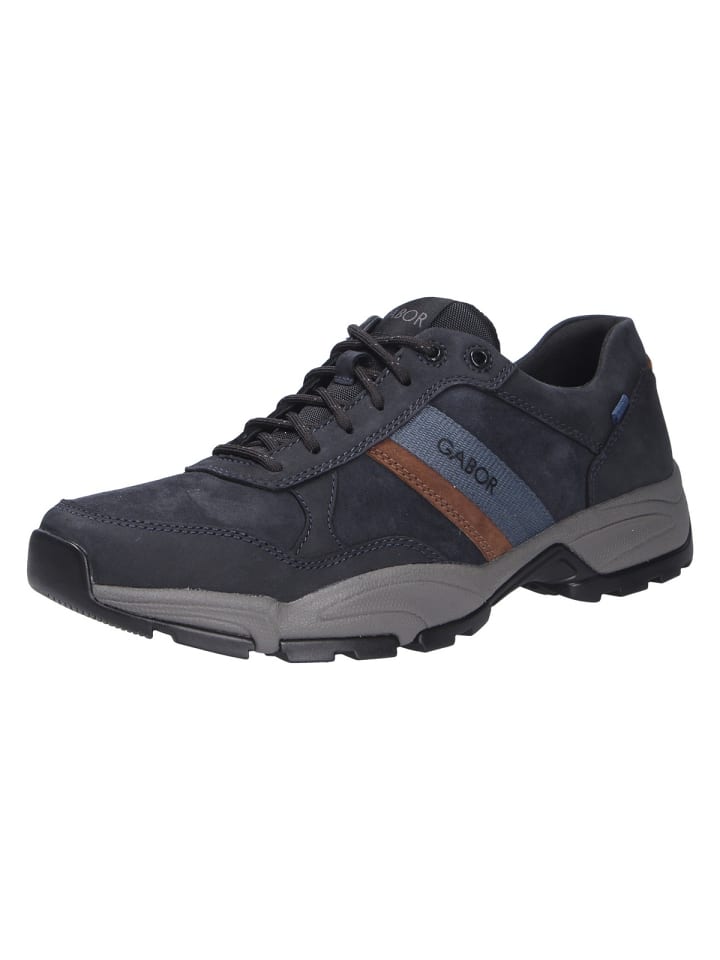 Sneaker in blau