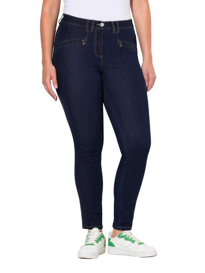 Jeans in rinsed wash