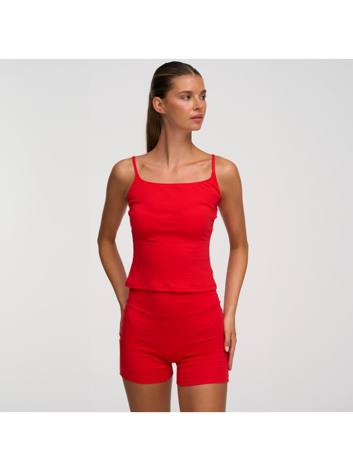 Shorts in Feuerrot
