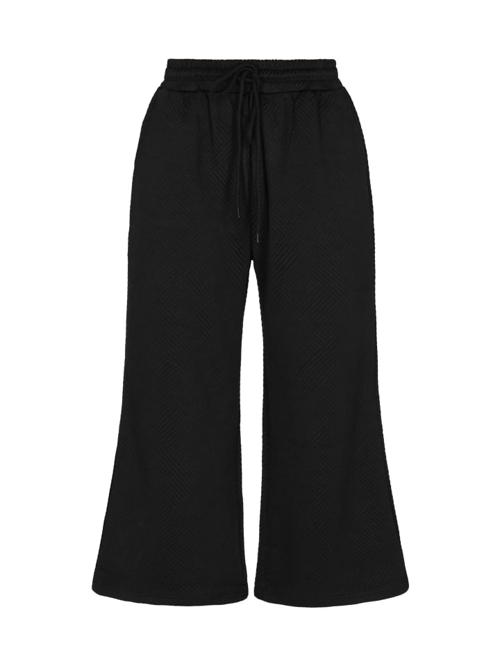 Women Pants in BLACK