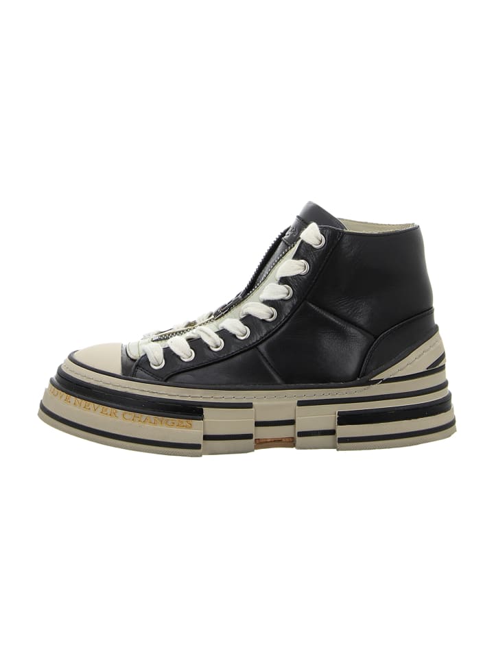 Sneaker High in Schwarz