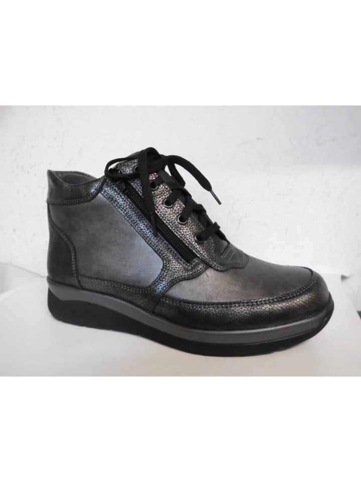 Schnürstiefel in grau