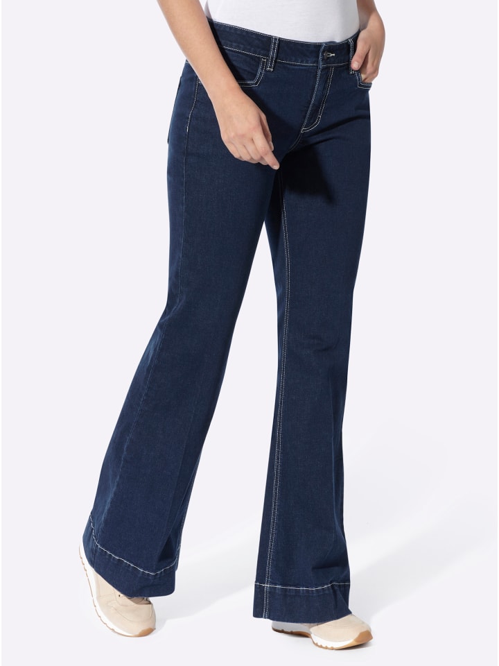 Jeans in dark blue