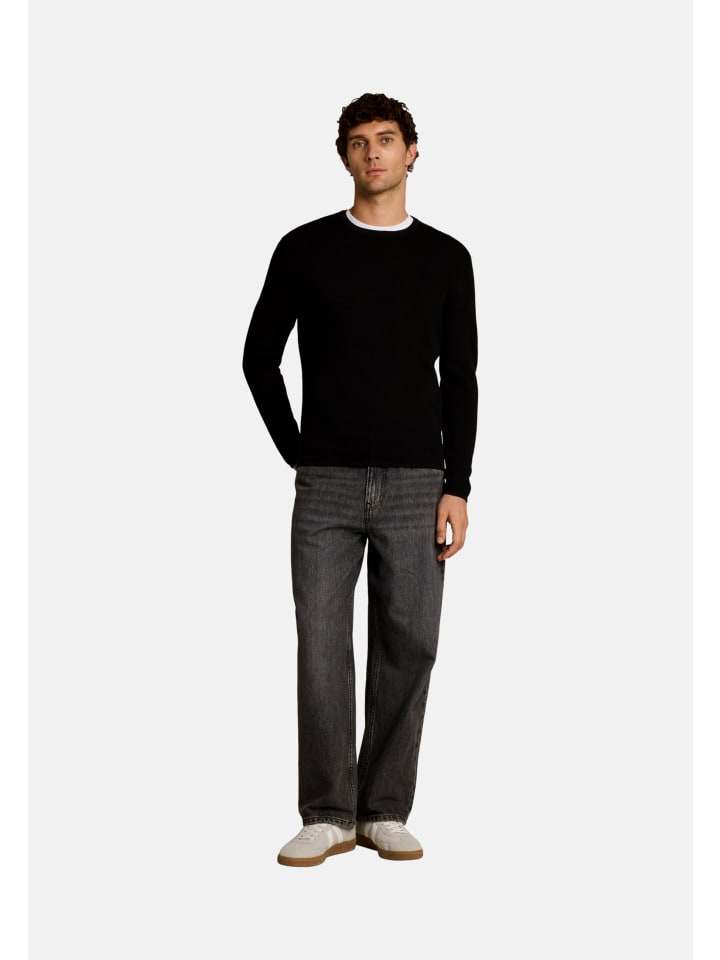 Pullover in schwarz