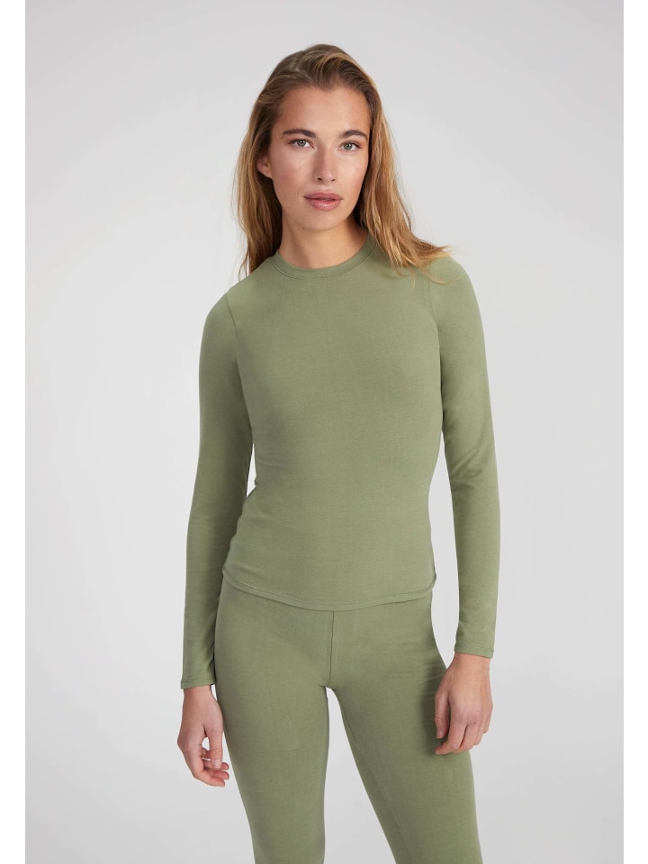 Long Sleeve T-Shirt in Olive