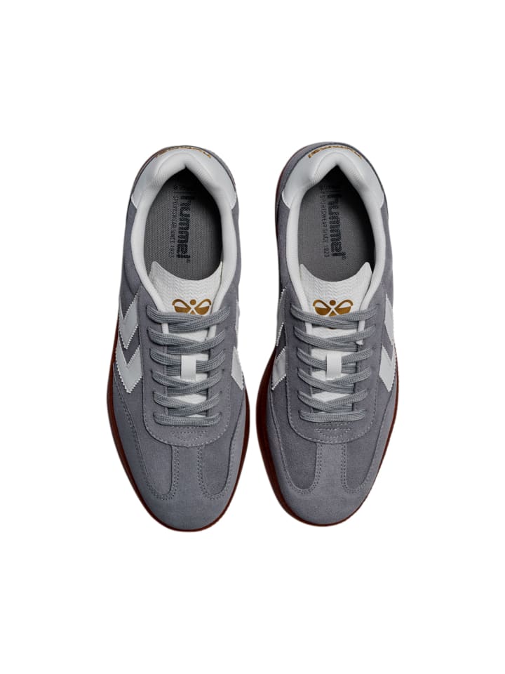 Sneaker in grau