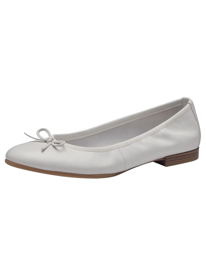 Ballerina in WHITE