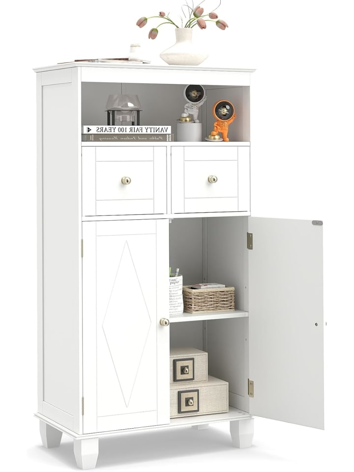 Badezimmerschrank 56 x 30 x 108 cm in Weiß