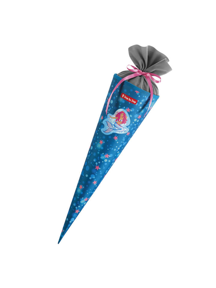 Schultüte mit eingenähtem Bändchen