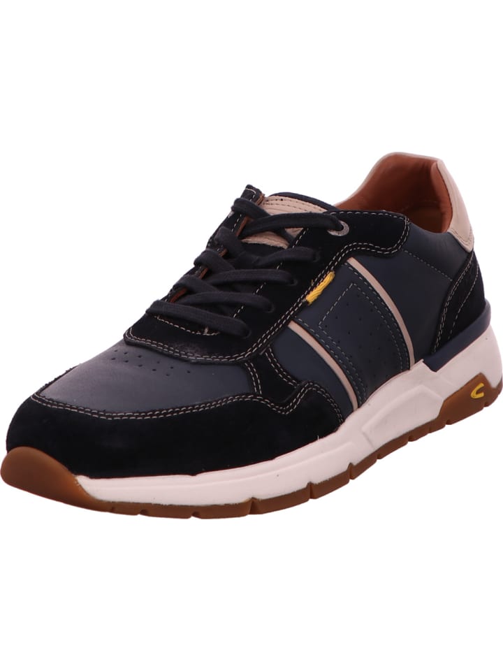 Sneaker in blau
