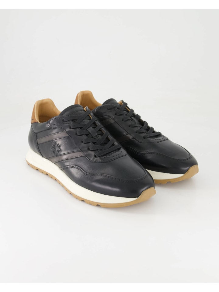 Sneaker low in Schwarz