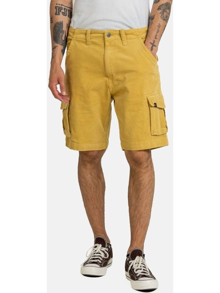 Short "City Cargo Short" in Grün