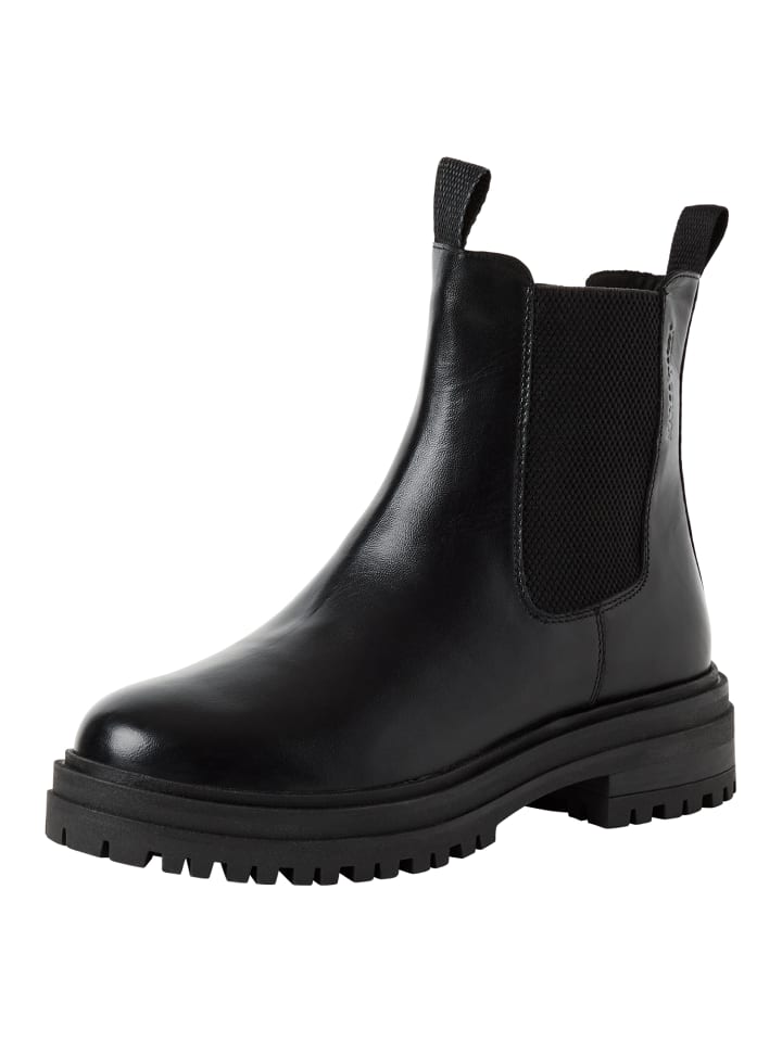 Chelsea Boot in BLACK