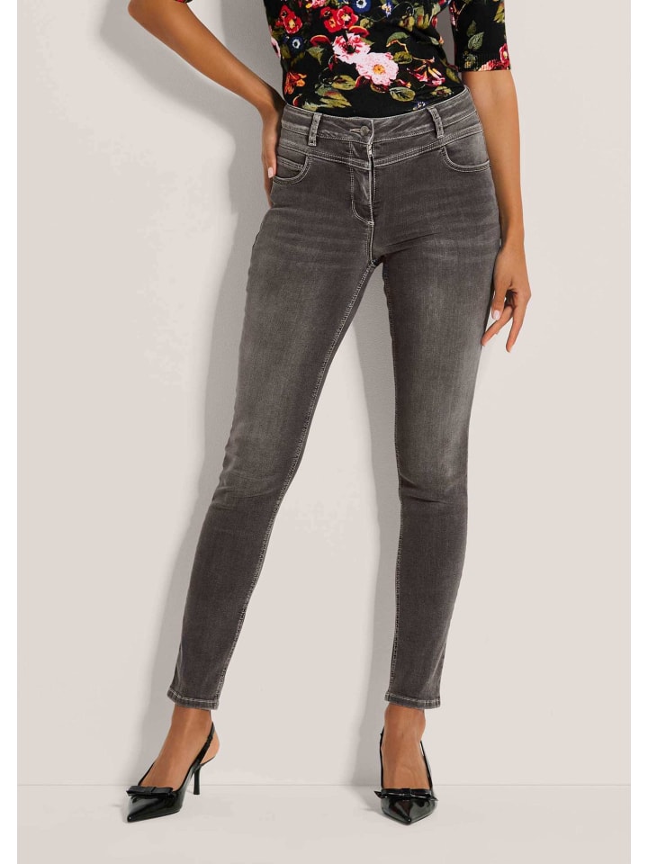 Schlanke Five-Pocket-Jeans in grey / denim