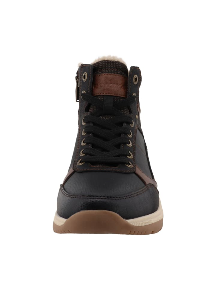 Short Boots in black
