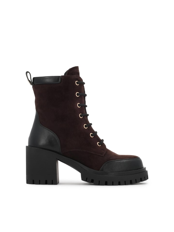 Boots in Dunkelbraun