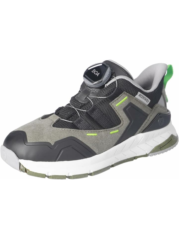 Sneaker in schwarz
